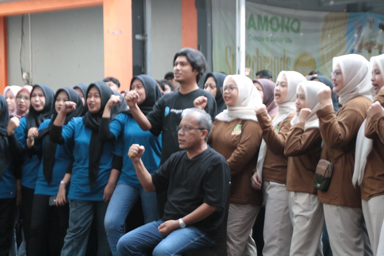 Dapatkah kami mengatakan : Maju dan Menang